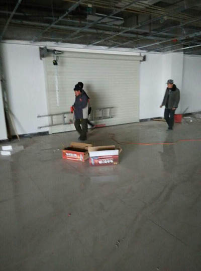 新乡市科技学院铝合金卷帘门