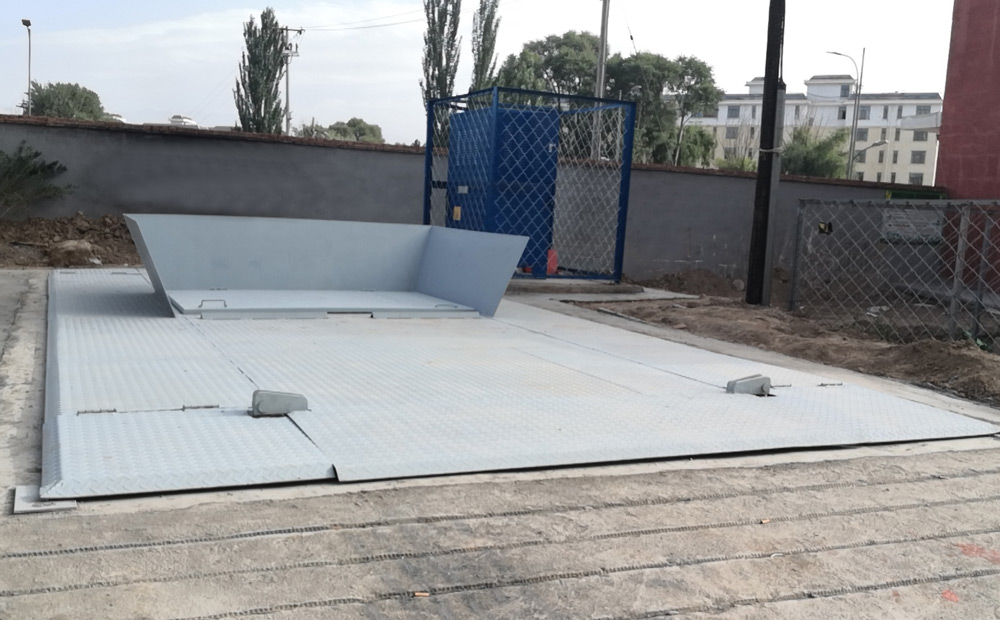 地埋式压缩垃圾转运站