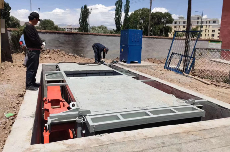 地埋式压缩垃圾转运站