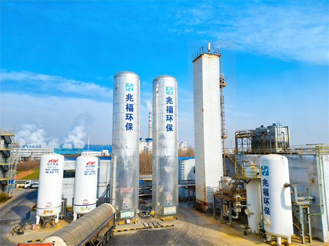 化工尾气变身“液态黄金”:化工尾气CO₂提纯液化储存装置