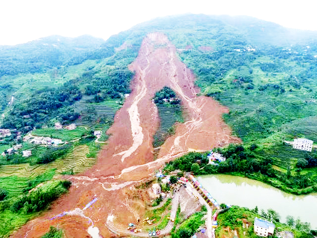 北斗三次成功预警十万立方米黄土滑坡