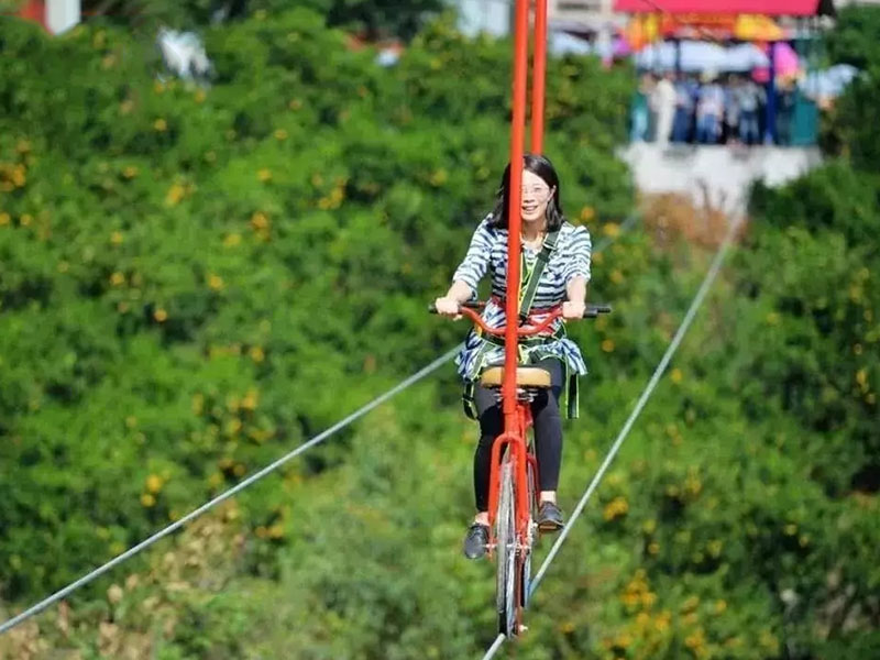 高空自行车