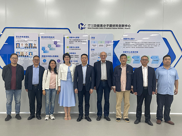白俄罗斯国家科学院院士彼得科维奇·亚历山大