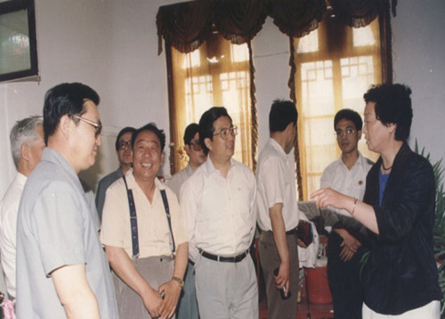 03.jpg