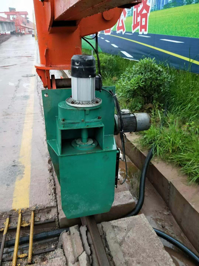 防风夹轨器