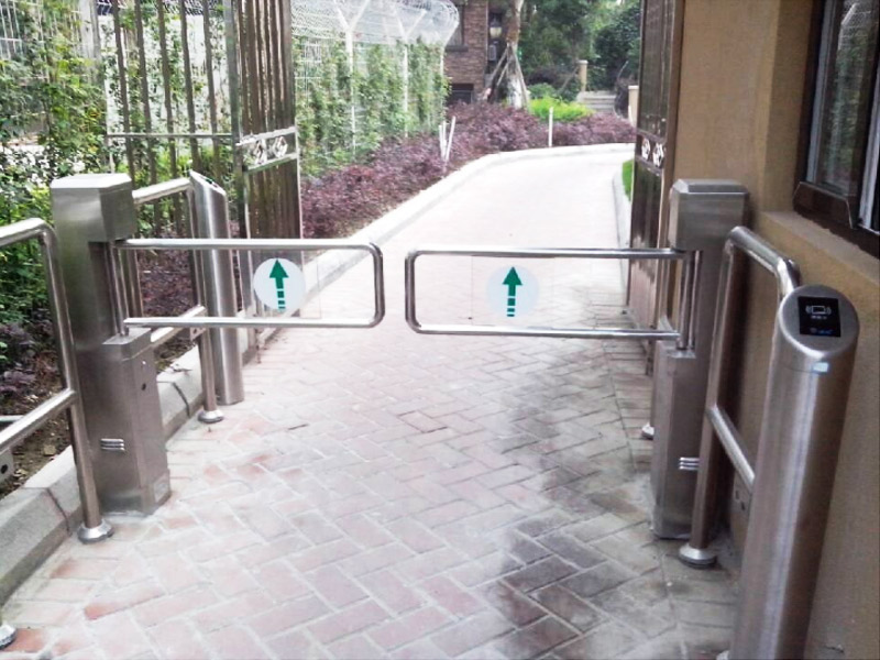 摆闸通道
