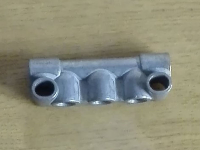 油量连接体分配器