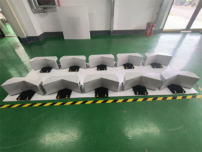 辽宁图书馆巡检机器人充电站