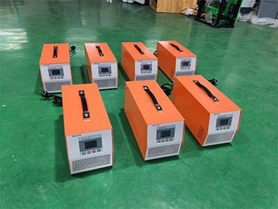 辽宁便携液晶充电机