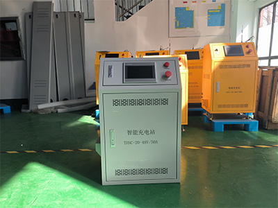 辽宁48V50A伸缩智能充电站