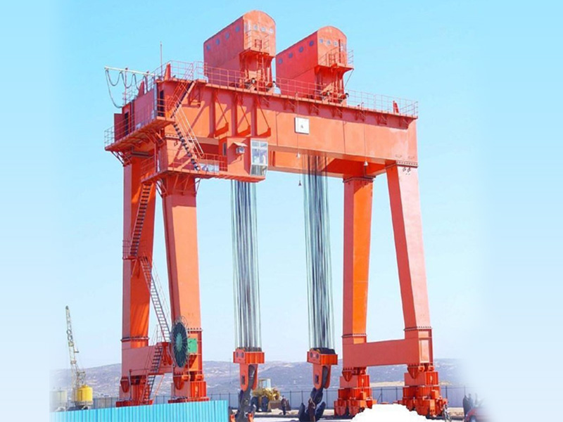 雙小車門式起重機(jī)