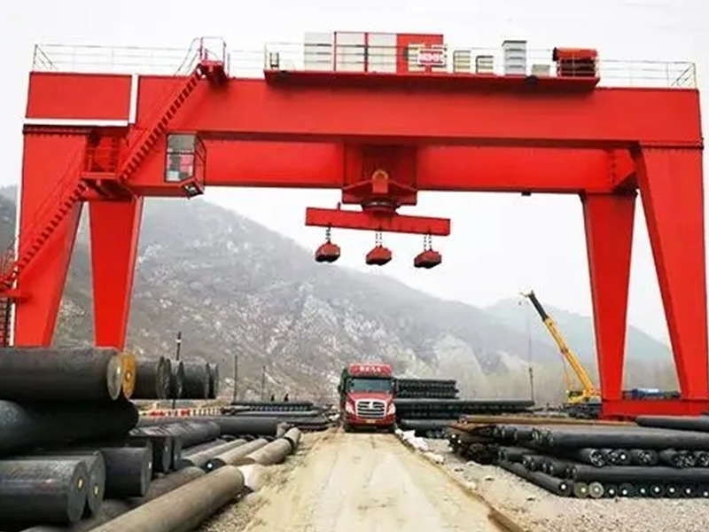 電磁門式起重機(jī)