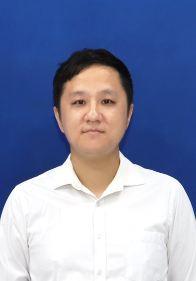 李劲玮