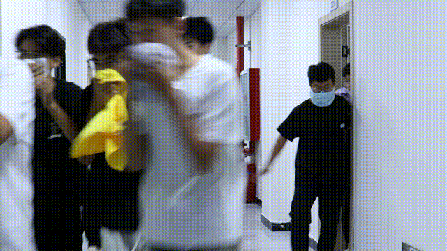 640.gif