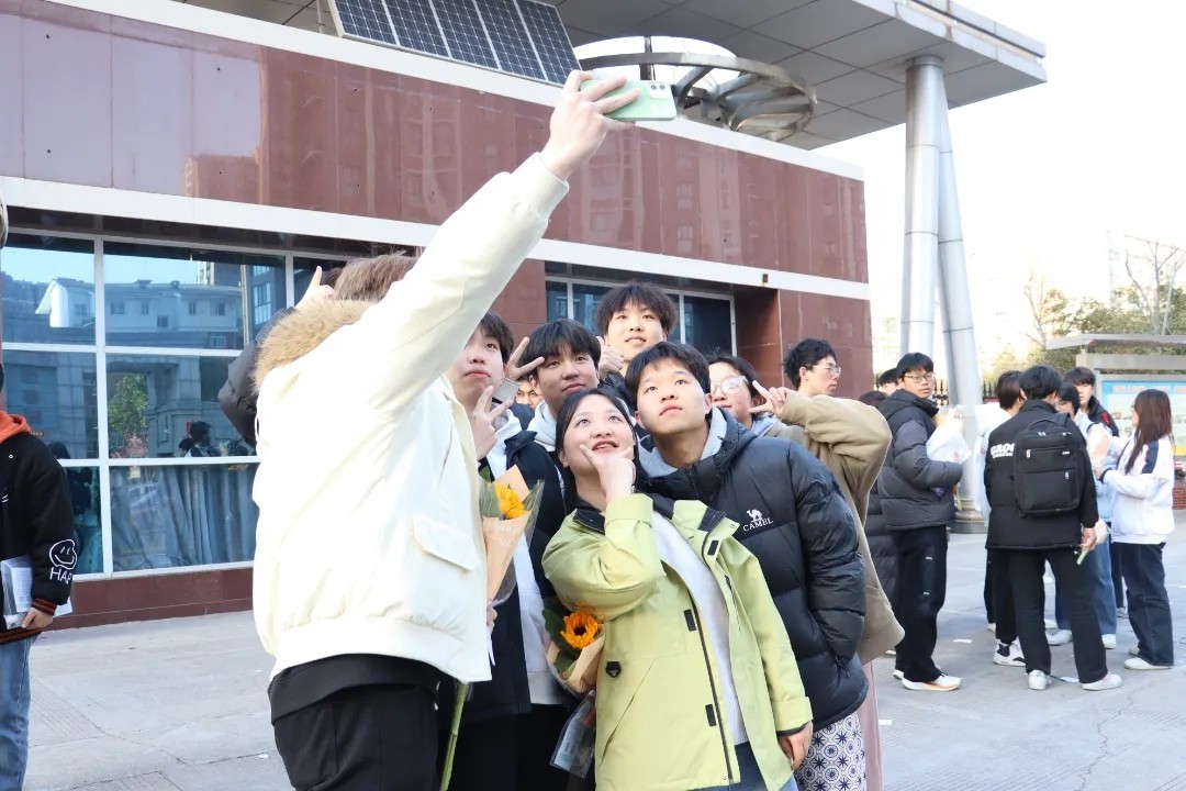 640_webp_(7)