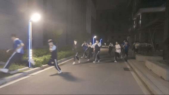 4月16日_(2).gif