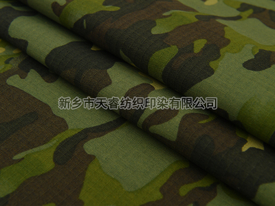 TC 80/20 21*21/108*58 190GSM 三立格 rib-stop 66#绿 CP