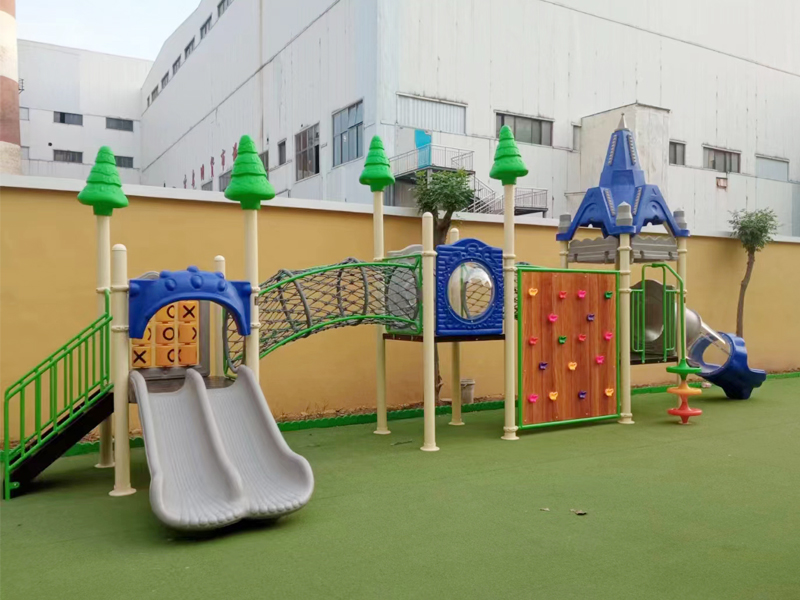 幼儿园游乐设施