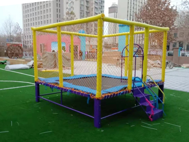 幼儿园玩具蹦蹦床