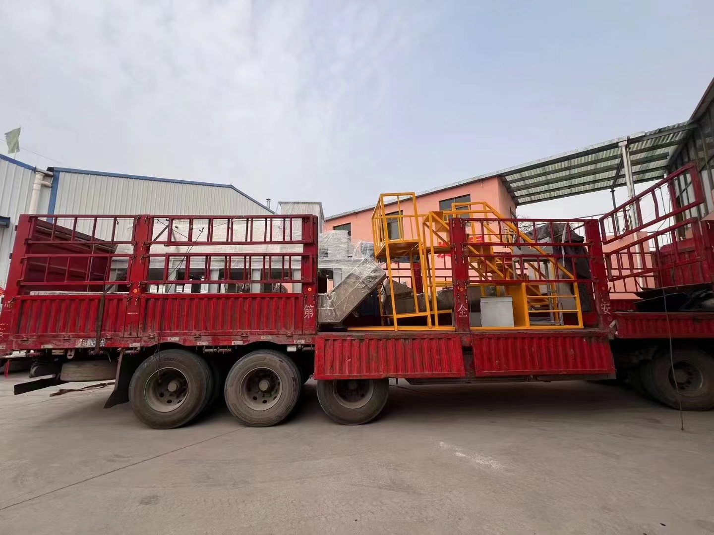 厨余螺旋发货中