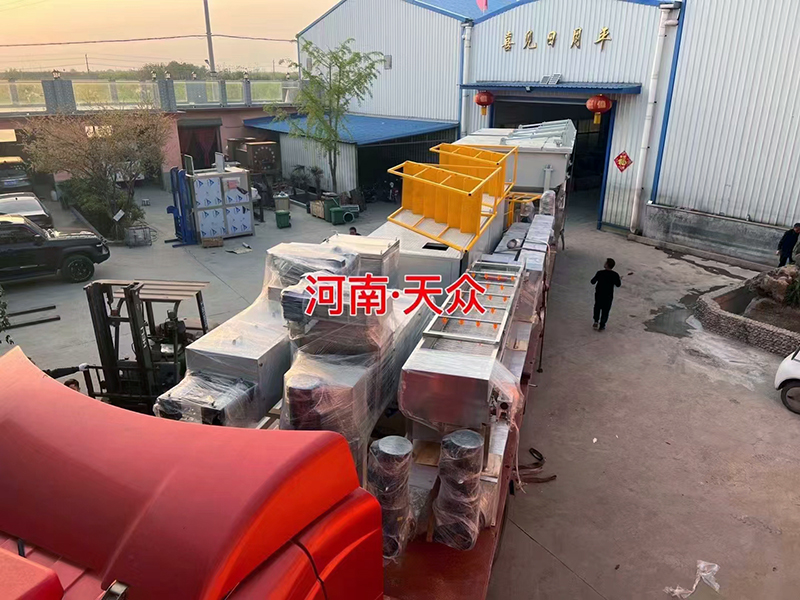 螺旋压榨机输送机发货中