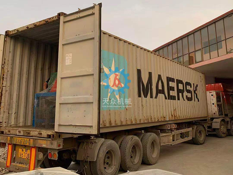 塑料粉碎机出口发货