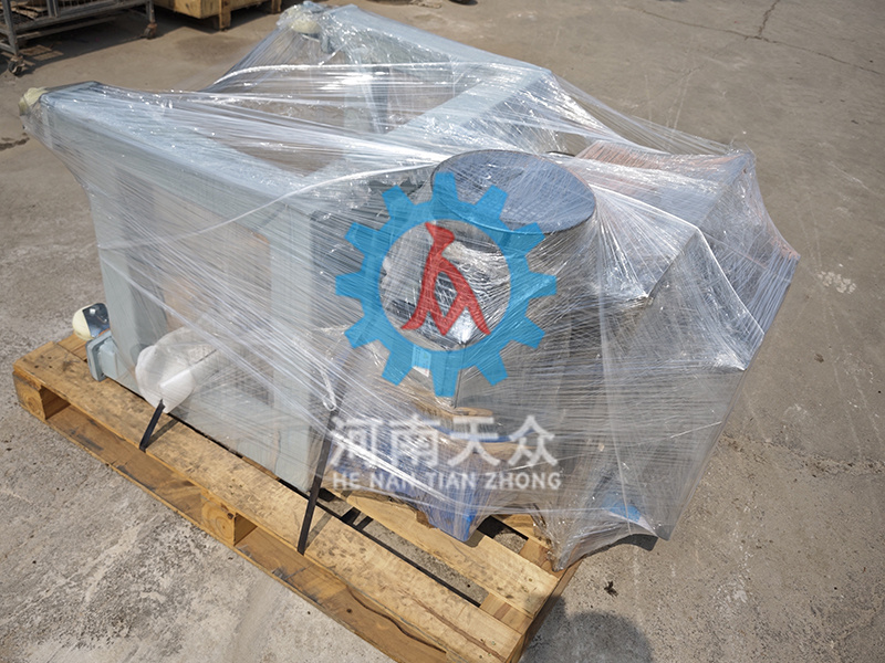 0.5t双轴撕碎机发货