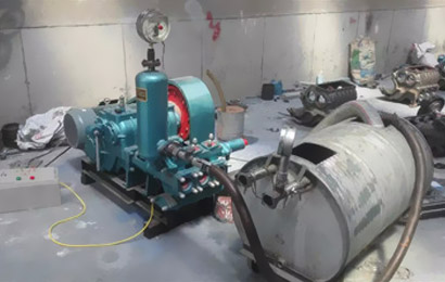 安徽客户bw250注浆泵使用现场