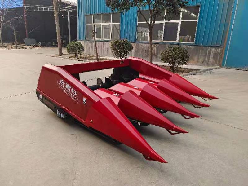 玉米割台