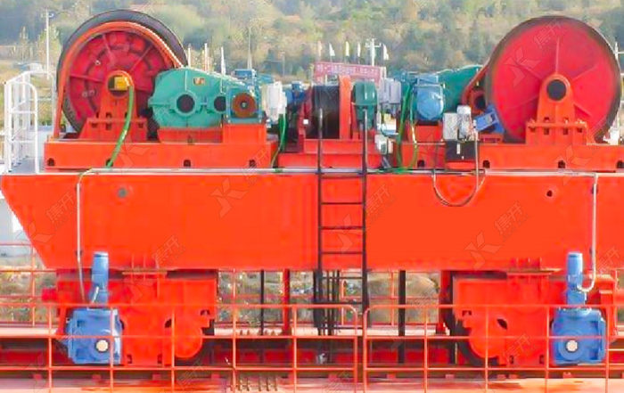 合武高鐵鋪架建設(shè)項(xiàng)目用提梁機(jī)