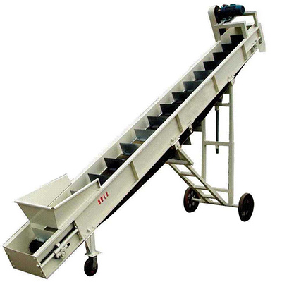 辽宁大倾角带式输送机