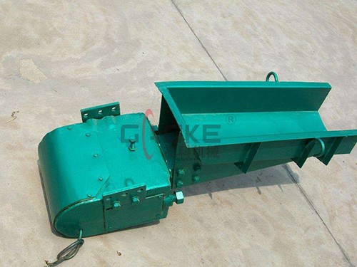 電磁振動(dòng)給料機(jī)