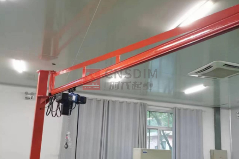 湖北柔性轨道式悬臂起重机
