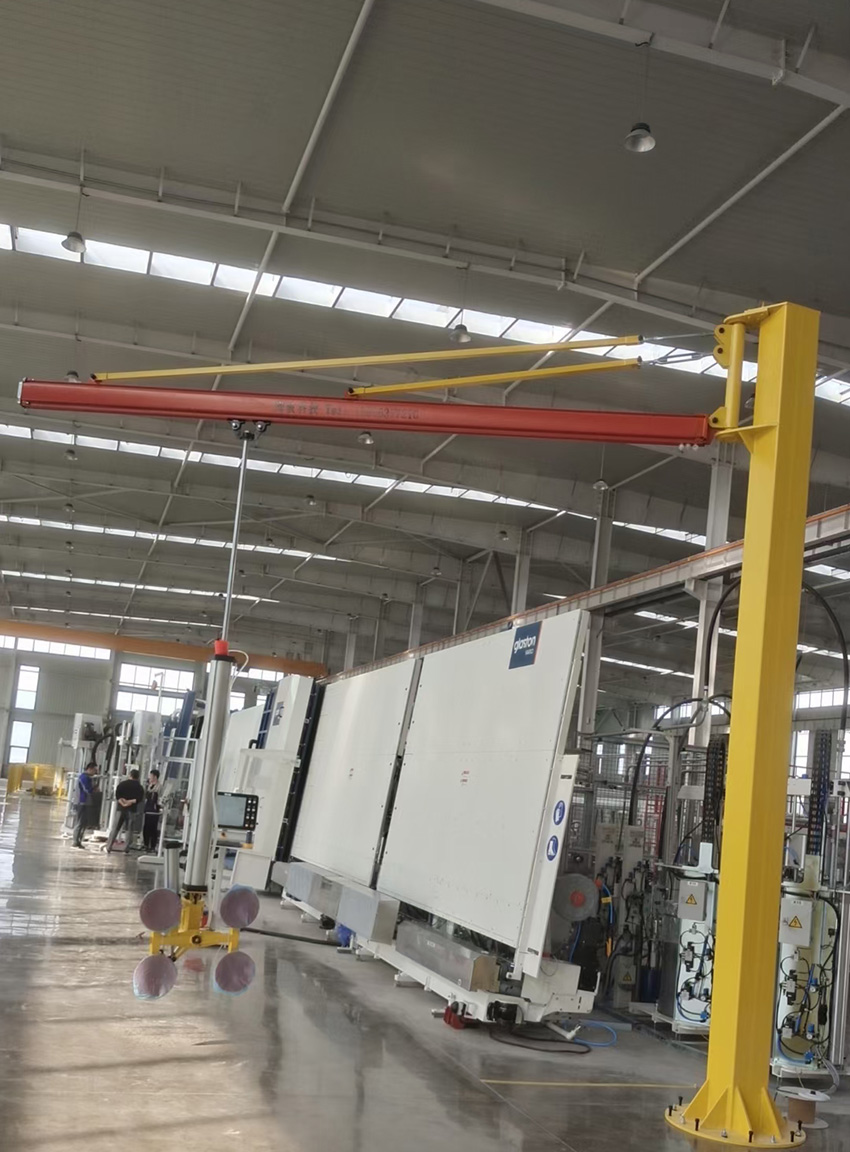 柔性轨道式悬臂起重机案例图