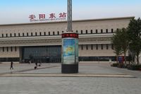 高铁站广告投放时需要考虑哪些因素