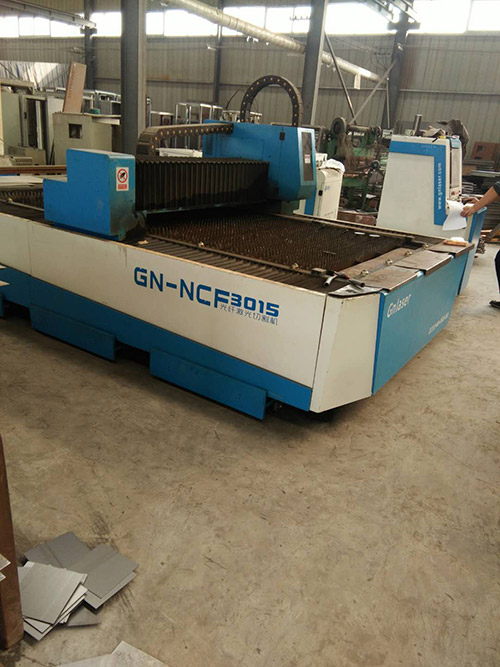 光纤激光切割机