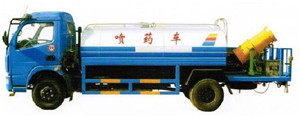 大型打药车