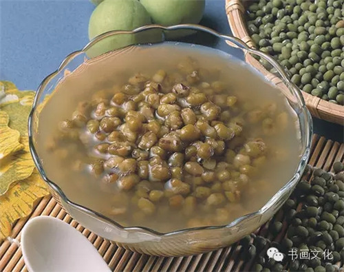小暑来盛夏始，饮食要清热解暑