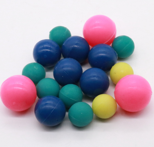 Colored_rubber_ball.jpg