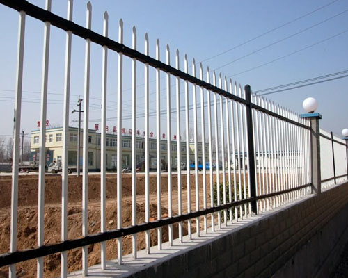 二横梁围墙护栏