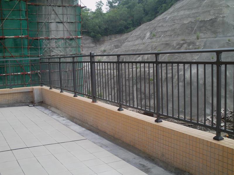 锌钢阳台护栏