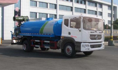 东风D9绿化喷洒车