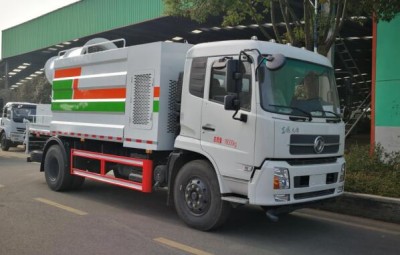 东风天锦多功能抑尘车
