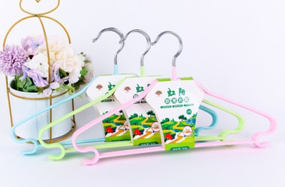 虹阳防滑衣架
