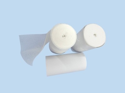 醫用脫脂紗布繃帶是一次性產品，避免細菌滋生