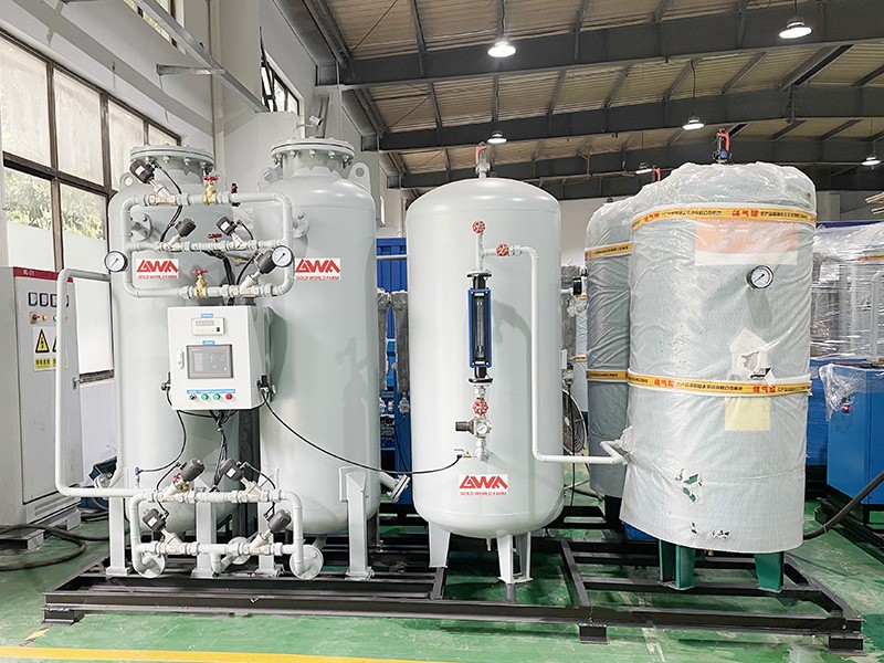 Nitrogen generator