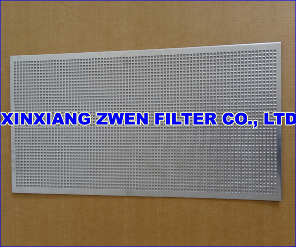 Perforated_Plate_Sintered_Wire_Mesh.jpg