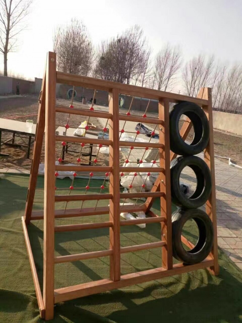 户外攀岩案例