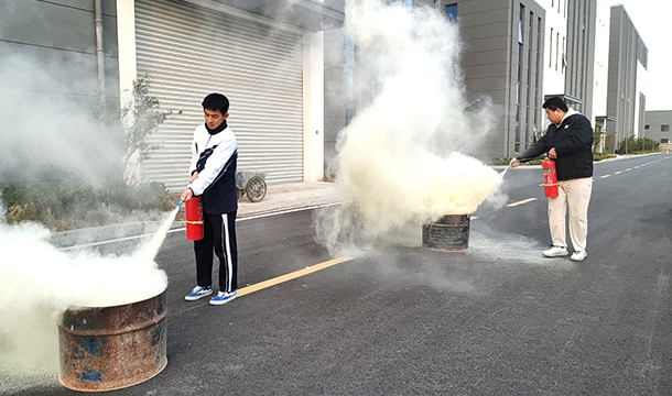 预防为主 生命至上丨我校开展防火灾应急疏散演练