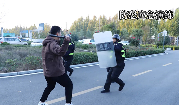 “歹徒”来了！莫慌张！